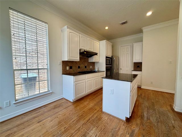 2806 Briarhurst Park, Houston, TX 77057