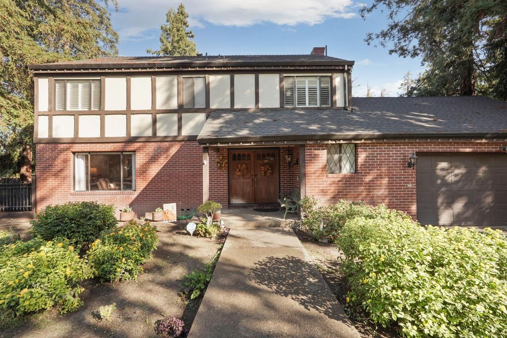 6407 Mulberry Ln, Stockton, CA 95212