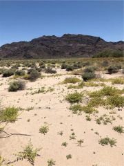 44325 Temescal St, Newberry Springs, CA 92365