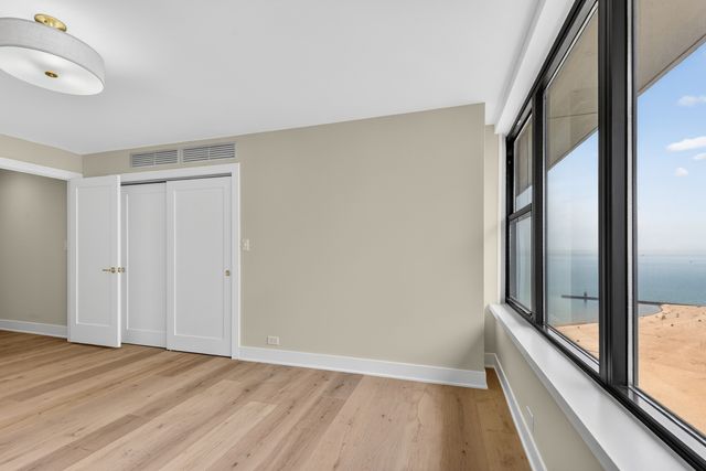 5801 N SHERIDAN Road 20D, Chicago, IL 60660