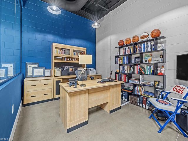 2406 Colley AVE, Norfolk, VA 23517