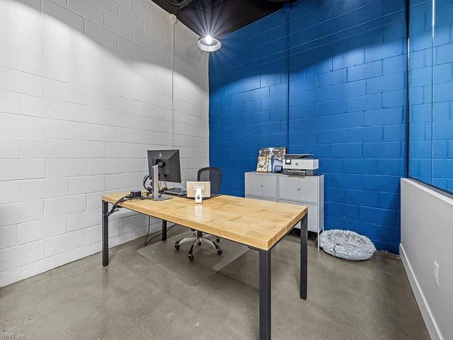 2406 Colley AVE, Norfolk, VA 23517