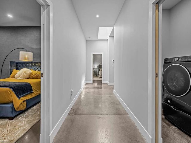 2406 Colley AVE, Norfolk, VA 23517