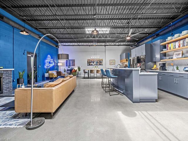 2406 Colley AVE, Norfolk, VA 23517