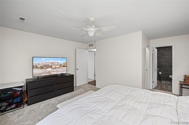 6610 Fieldstone Court, West Bloomfield, MI 48322