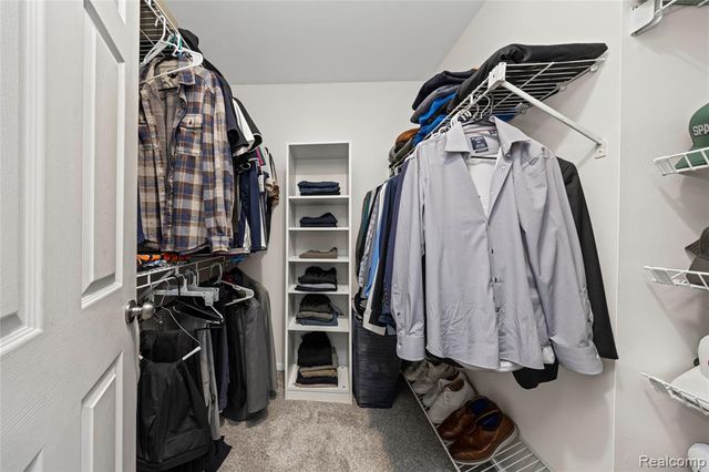 6610 Fieldstone Court, West Bloomfield, MI 48322