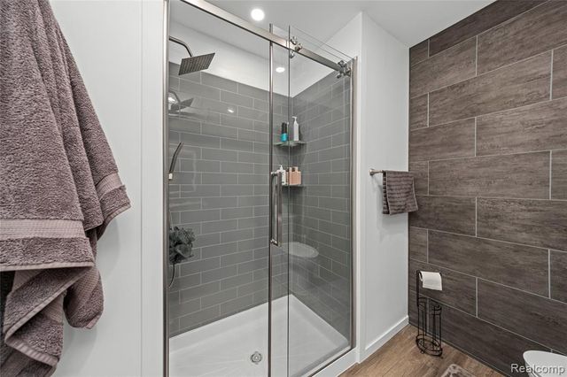 6610 Fieldstone Court, West Bloomfield, MI 48322