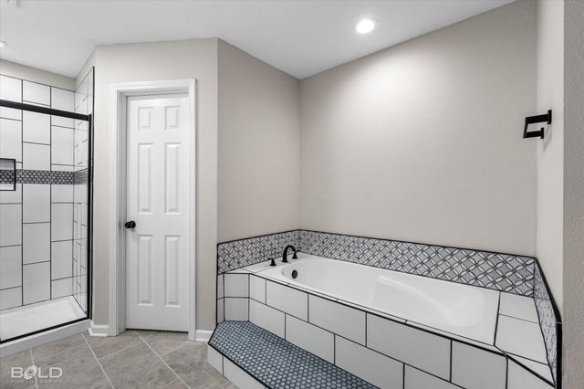 227 White Road, Frierson, LA 71027
