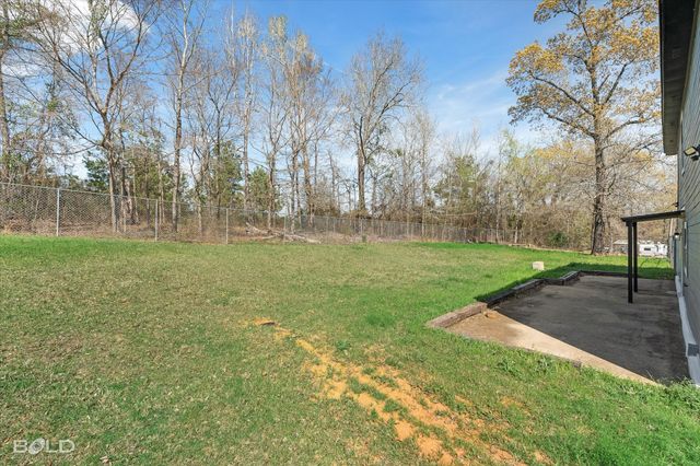 227 White Road, Frierson, LA 71027