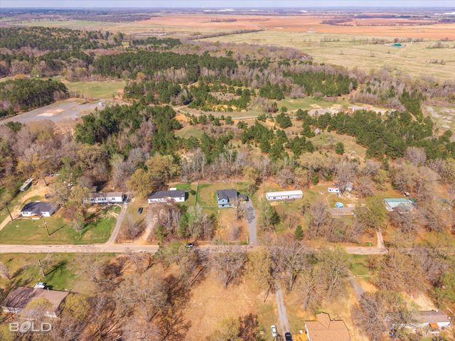 227 White Road, Frierson, LA 71027