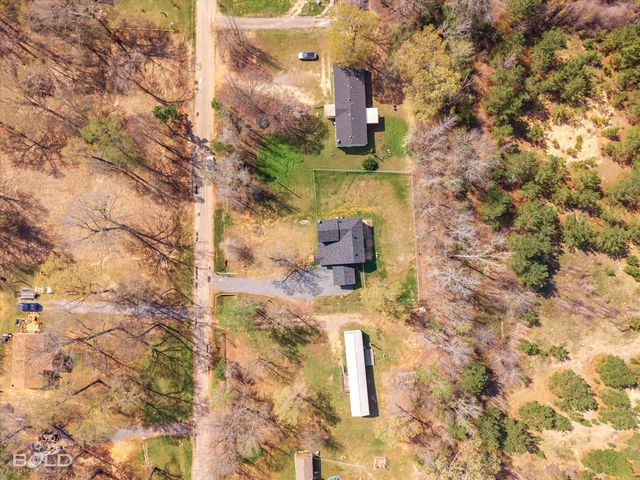 227 White Road, Frierson, LA 71027