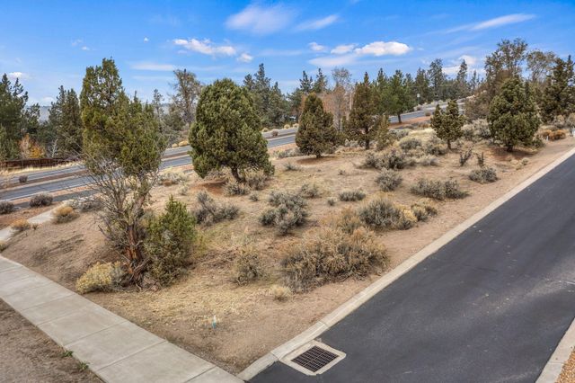 SE Daisy Court Lot 10, Madras, OR 97741