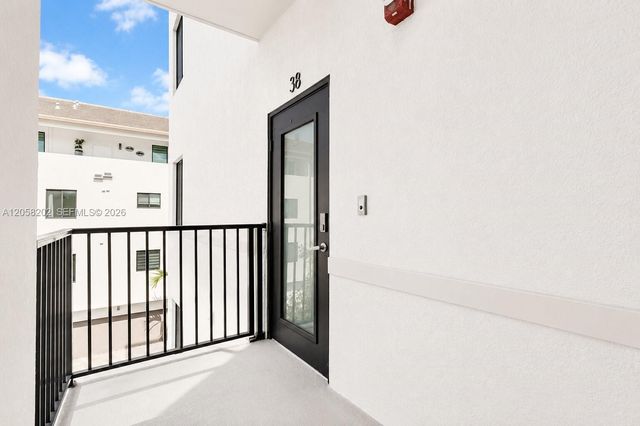 4740 NW 84th Court 38, Doral, FL 33166