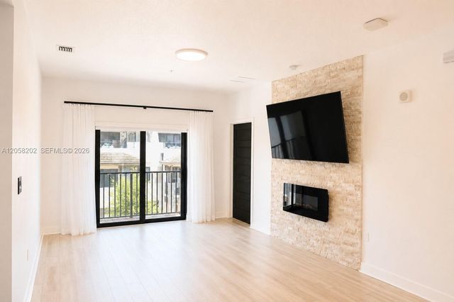4740 NW 84th Court 38, Doral, FL 33166