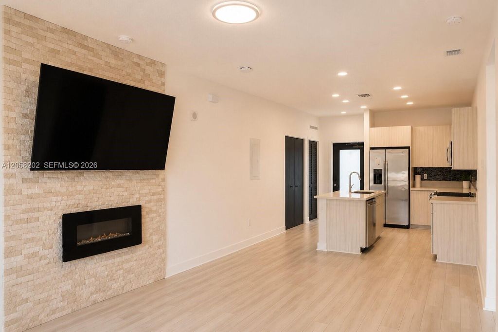 4740 NW 84th Court 38, Doral, FL 33166