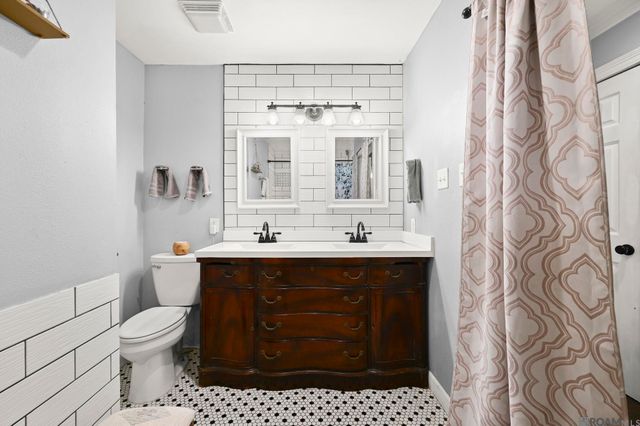 17805 Greenwell Springs Rd, Greenwell Springs, LA 70739