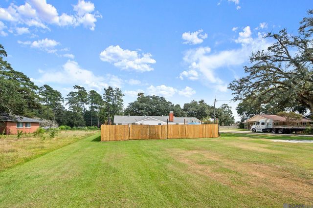 17805 Greenwell Springs Rd, Greenwell Springs, LA 70739