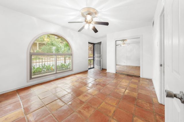 505 W 7th ST 114, Austin, TX 78701