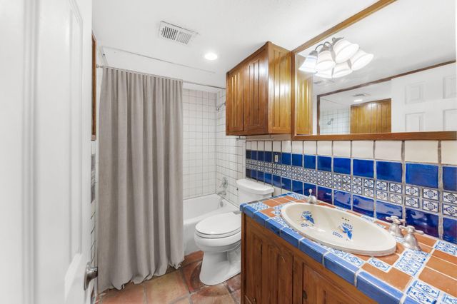 505 W 7th ST 114, Austin, TX 78701