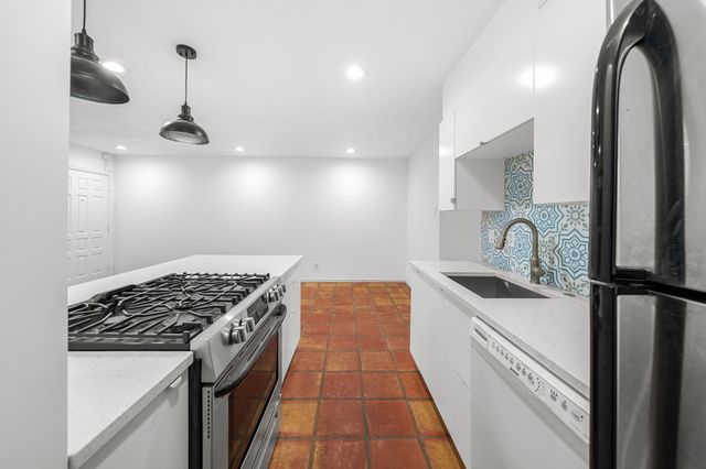 505 W 7th ST 114, Austin, TX 78701