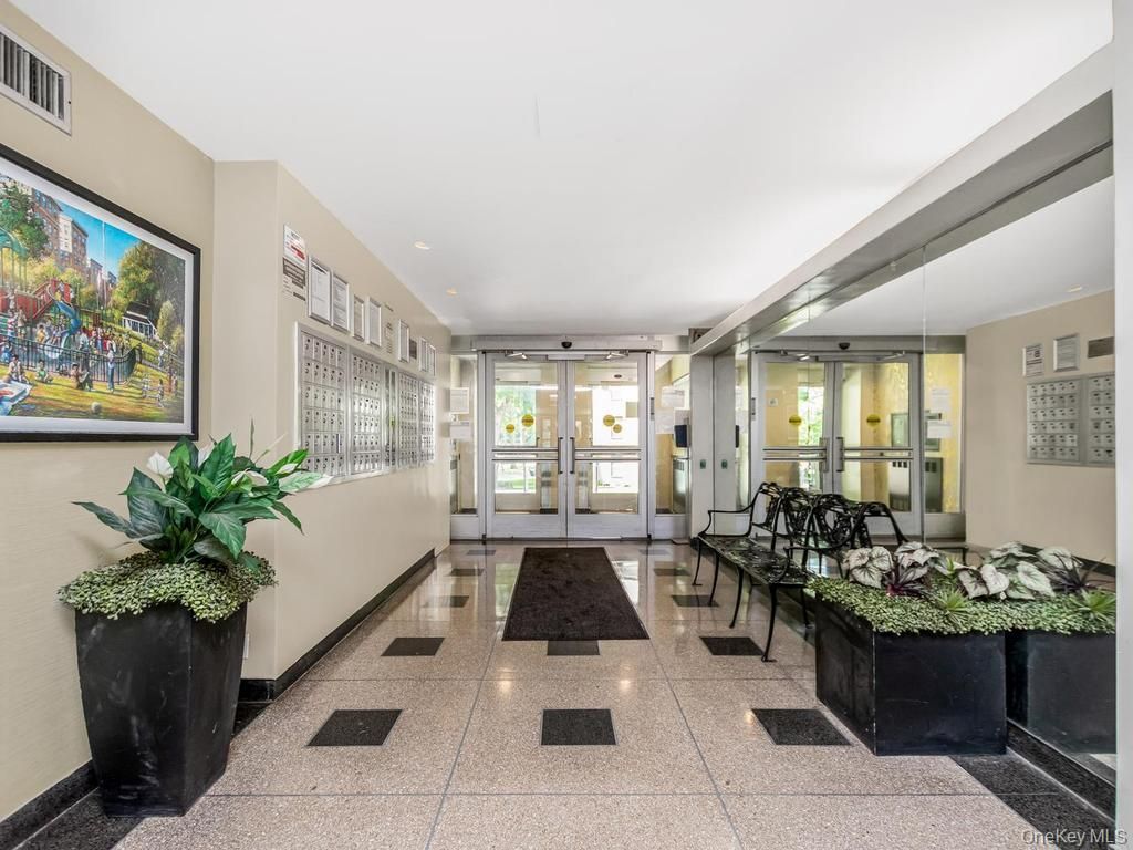 6 Fordham Hill Oval 10F, Bronx, NY 10468 — photo 2