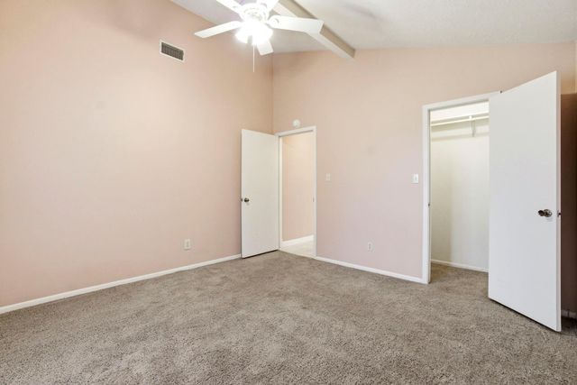 74 Oak Grove Lane, Conroe, TX 77304