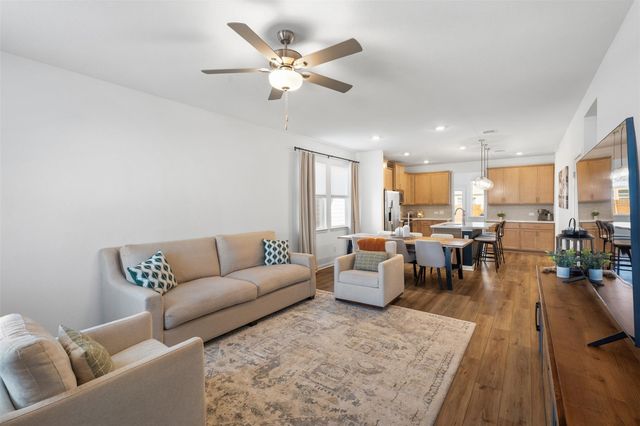 859 Long Run, Liberty Hill, TX 78642