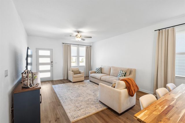 859 Long Run, Liberty Hill, TX 78642