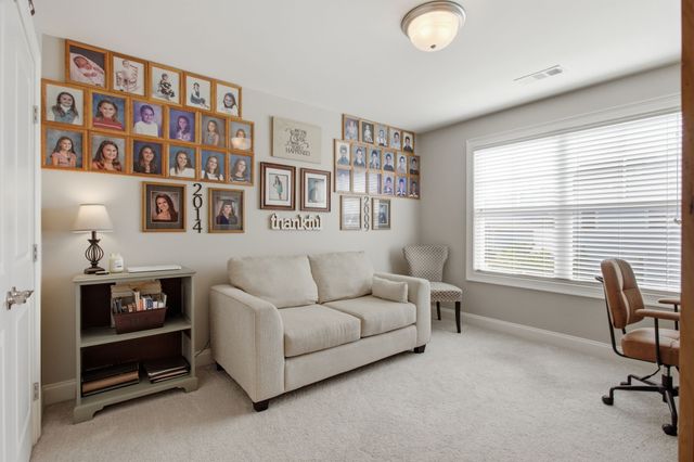 1560 Hampshire Pl, Thompsons Station, TN 37179
