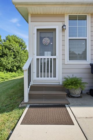 1560 Hampshire Pl, Thompsons Station, TN 37179