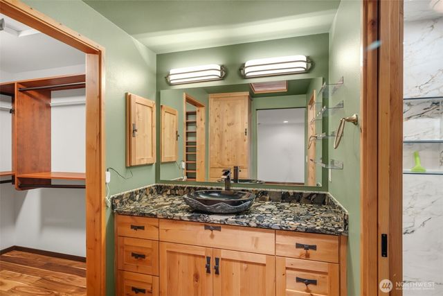 6671 E Mercer Way, Mercer Island, WA 98040