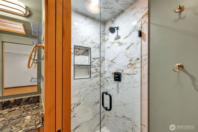 6671 E Mercer Way, Mercer Island, WA 98040