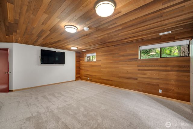 6671 E Mercer Way, Mercer Island, WA 98040