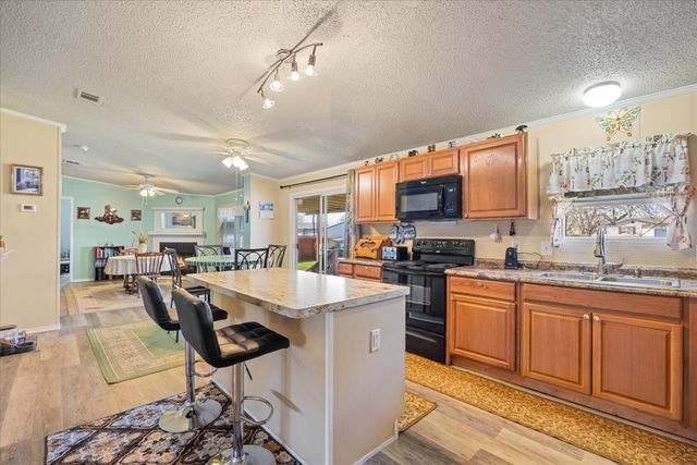 900 Flamingo Road, Granbury, TX 76049