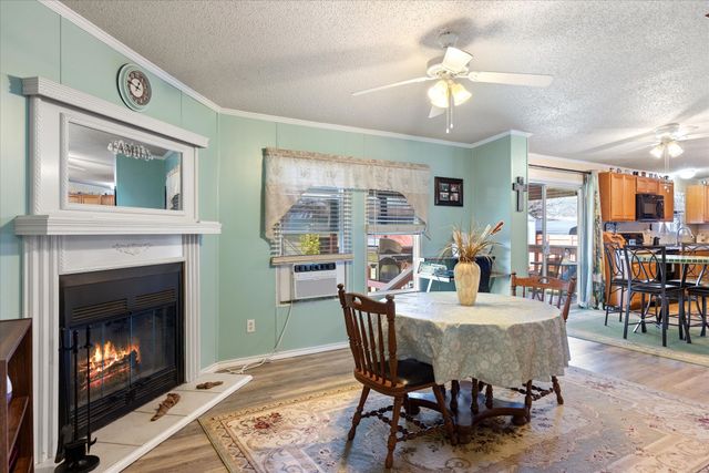 900 Flamingo Road, Granbury, TX 76049