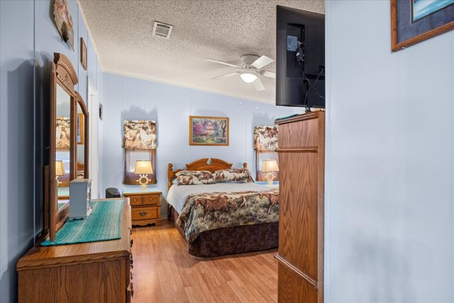 900 Flamingo Road, Granbury, TX 76049