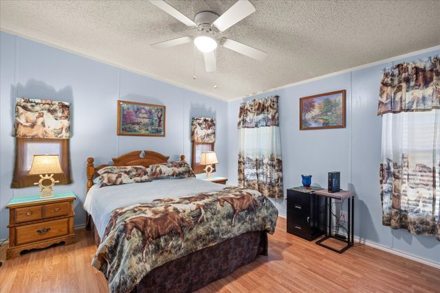 900 Flamingo Road, Granbury, TX 76049