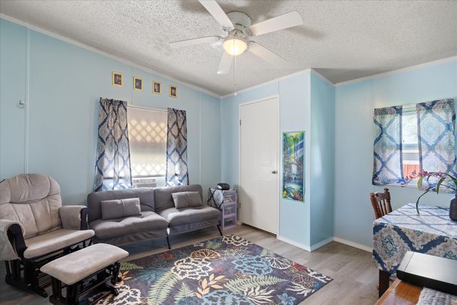 900 Flamingo Road, Granbury, TX 76049