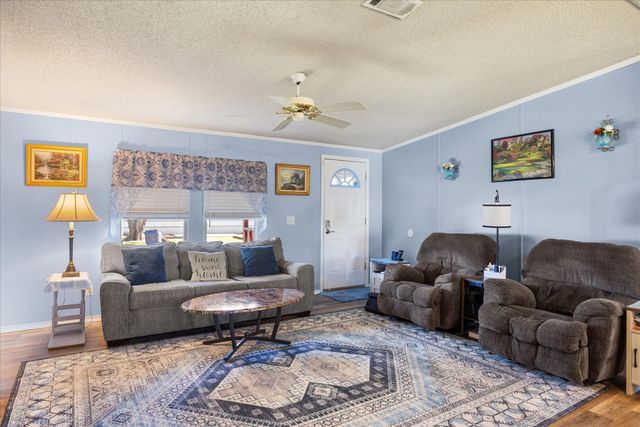 900 Flamingo Road, Granbury, TX 76049