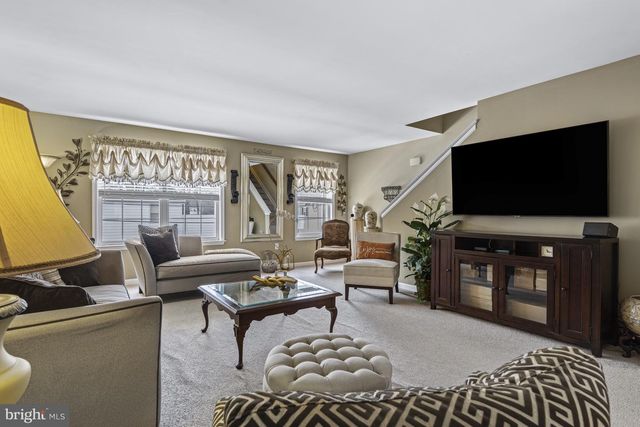 303 W 9TH ST, Historic New Castle, DE 19720