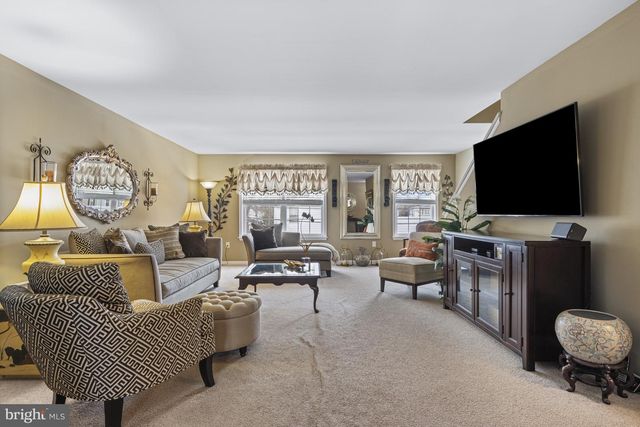 303 W 9TH ST, Historic New Castle, DE 19720