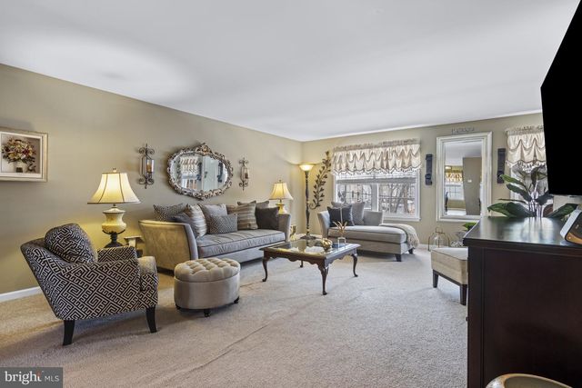 303 W 9TH ST, Historic New Castle, DE 19720