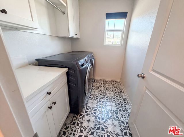 383 Eureka Drive, Santa Paula, CA 93060