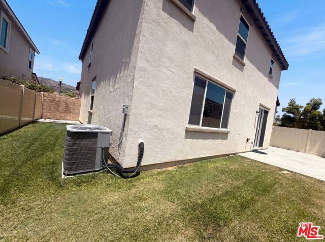 383 Eureka Drive, Santa Paula, CA 93060
