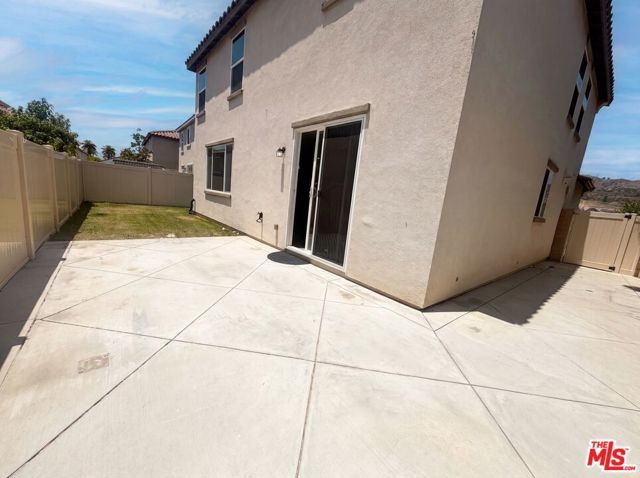383 Eureka Drive, Santa Paula, CA 93060