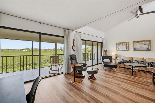 1082 BIRD BAY WAY 304, Venice, FL 34285
