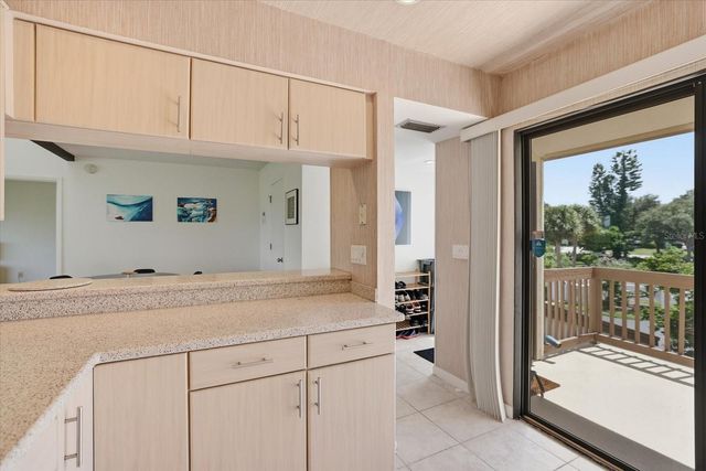 1082 BIRD BAY WAY 304, Venice, FL 34285