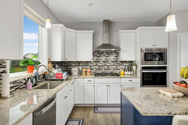 15641 Fairchild Way, Apple Valley, MN 55124