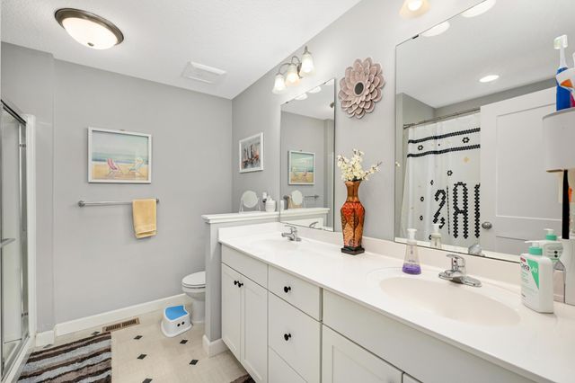 15641 Fairchild Way, Apple Valley, MN 55124