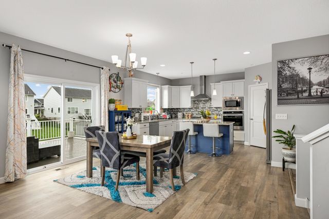 15641 Fairchild Way, Apple Valley, MN 55124